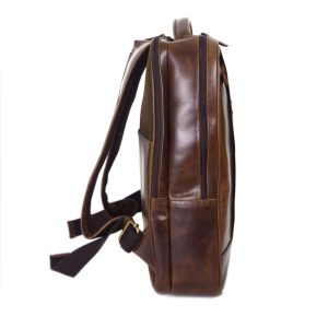 Backpack doble compartimento para Laptop 16” - 100% piel chocolate