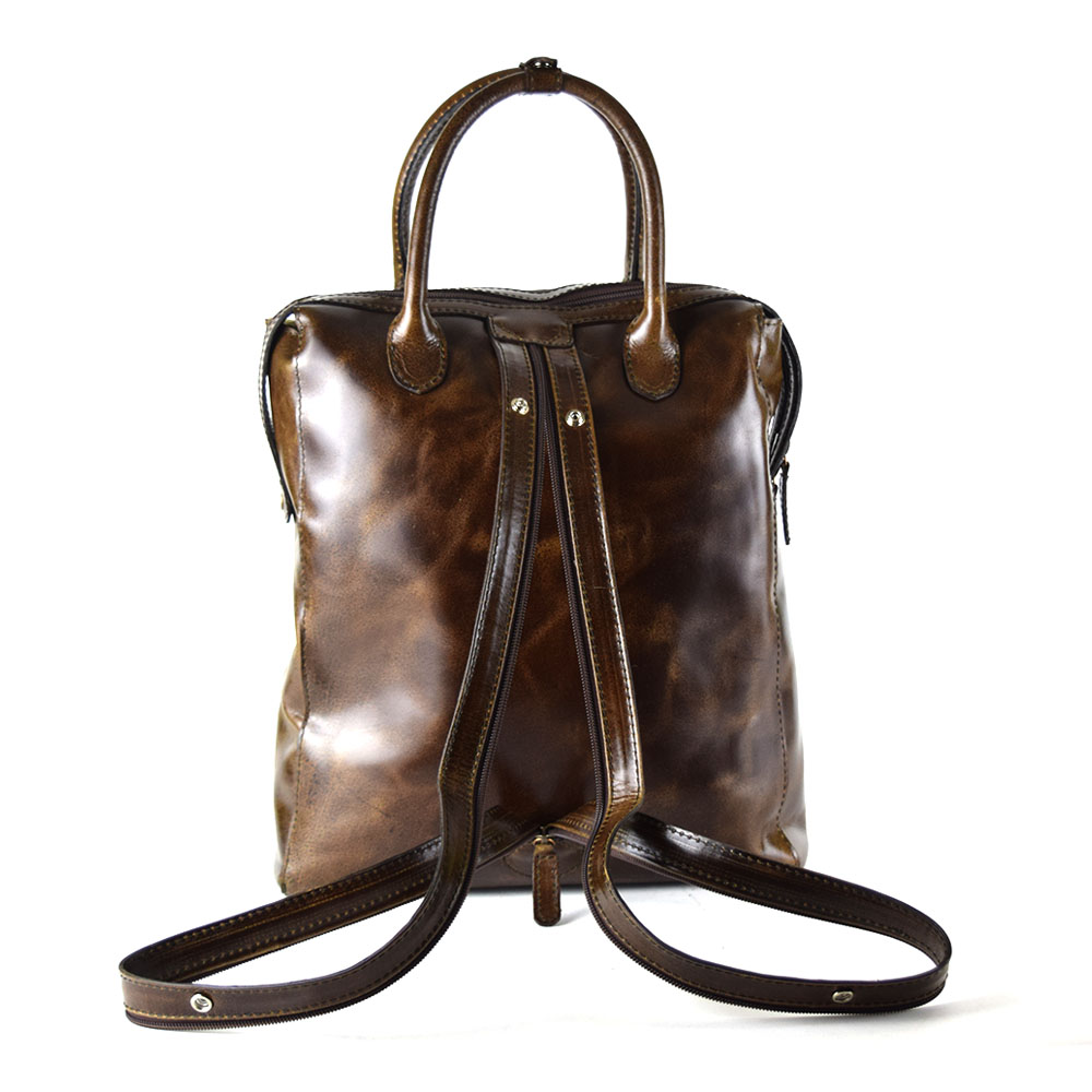 Backpack convertible a bolso de mano dama 100% piel - color chocolate - Imagen 5