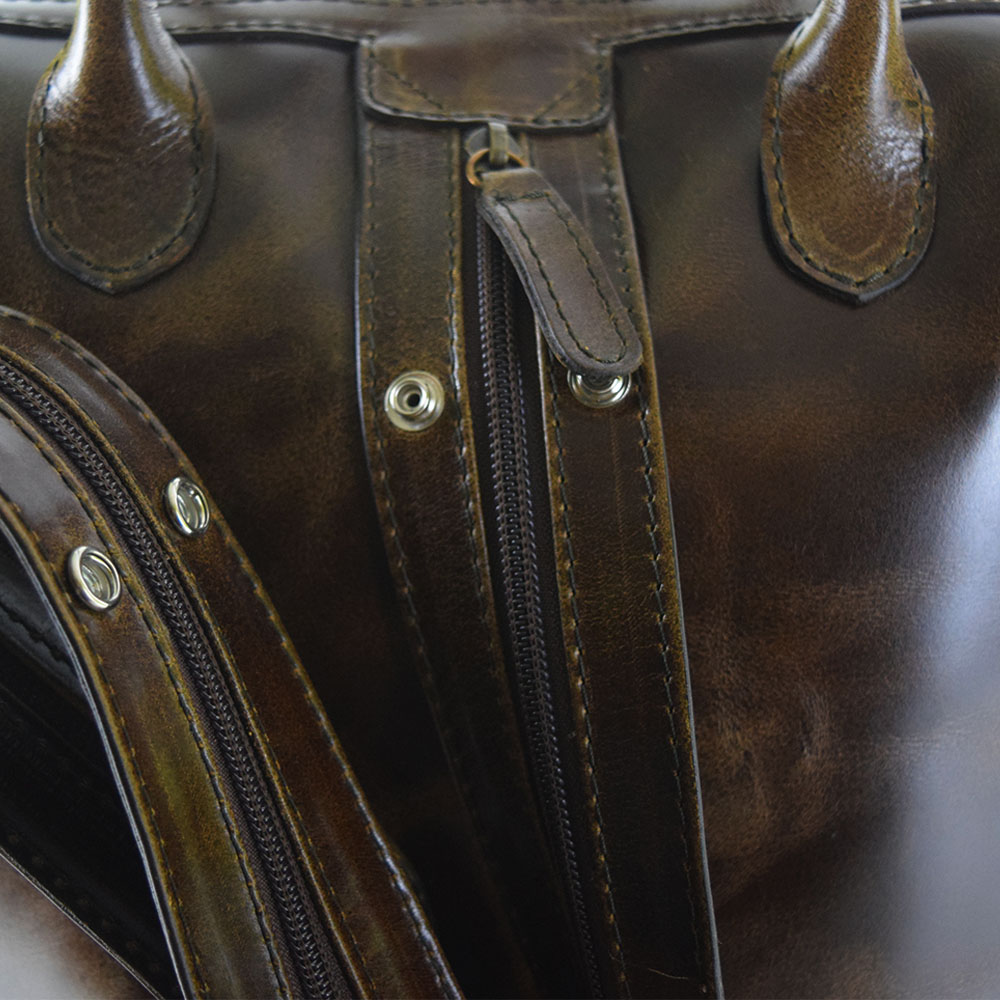 Backpack convertible a bolso de mano dama 100% piel - color chocolate - Imagen 6